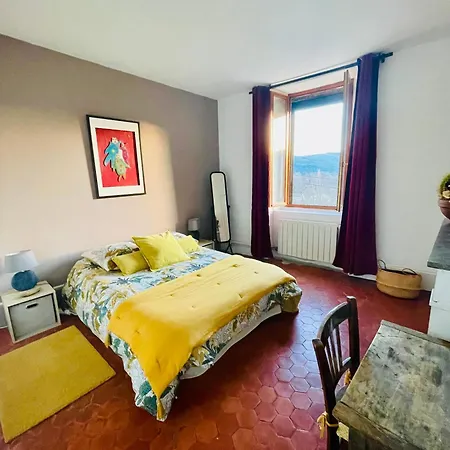 L'insolite 4* Meyrannes